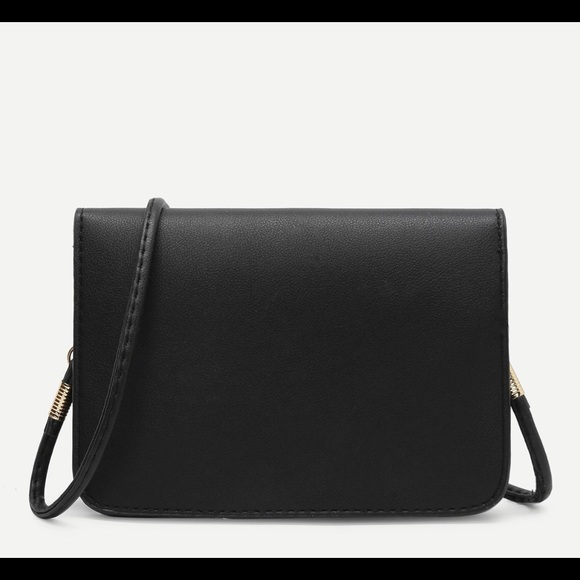 Mini Black crossbody bag with heart magnetic clasp - Picture 2 of 3